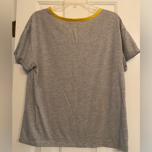 Ladies L Disney Hawaii tee - Picture 2 of 4